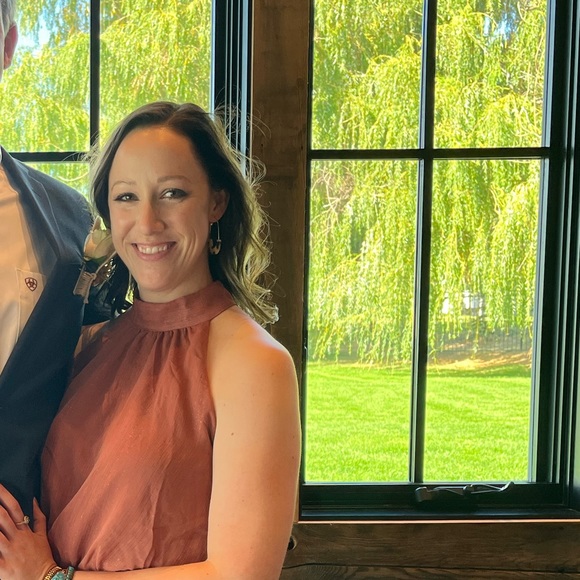 Meet your Posher, Sarah - Picture 1 of 1